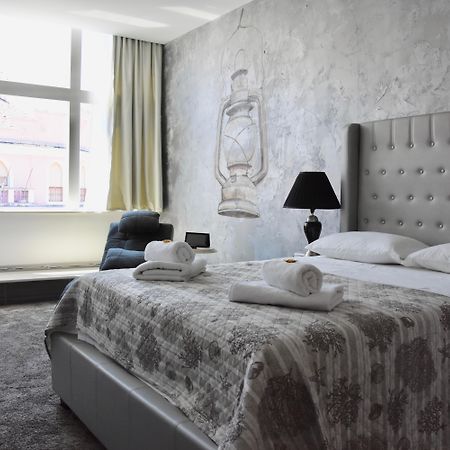 Prima Luce Downtown Hotel Сплит Екстериор снимка