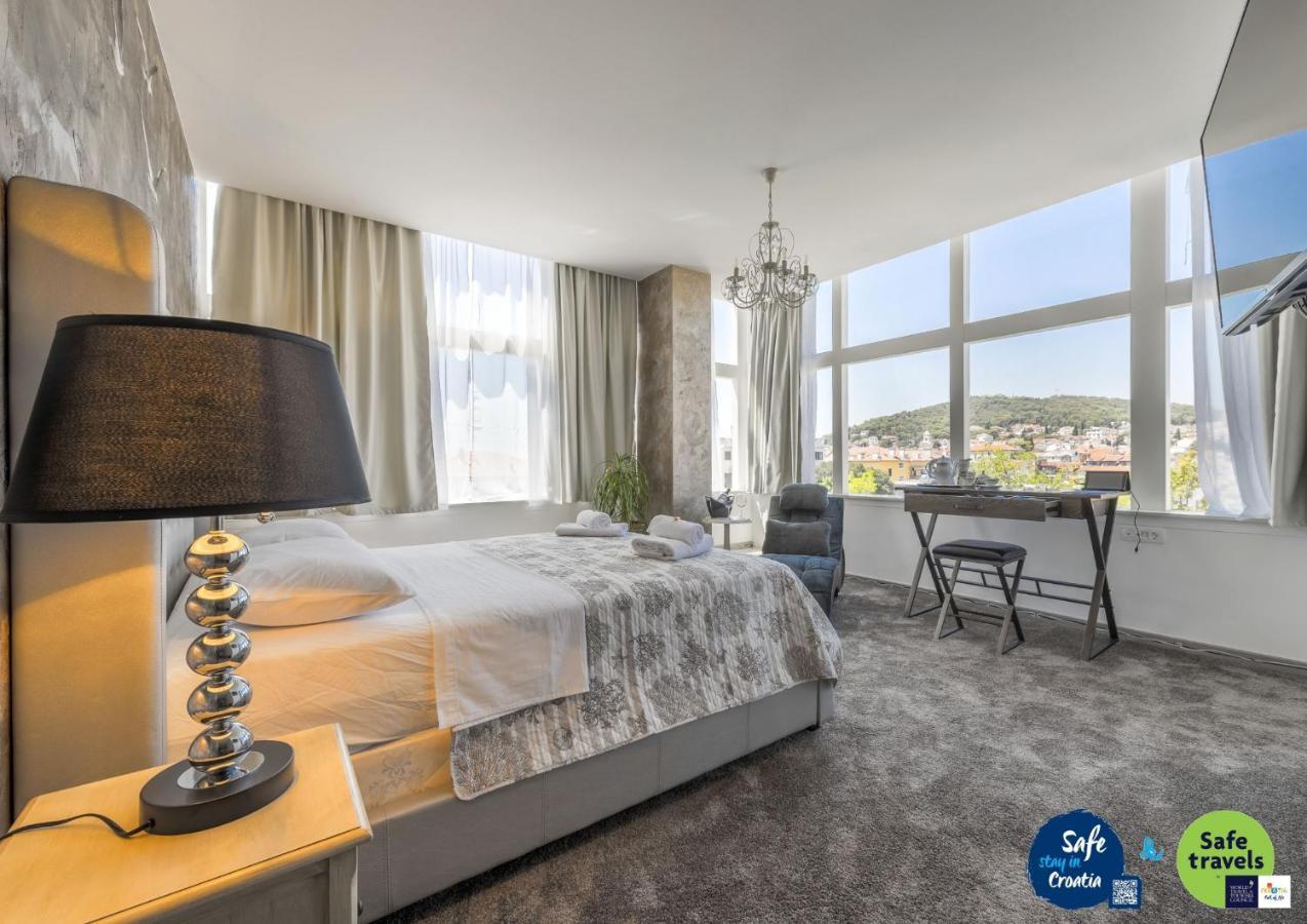 Prima Luce Downtown Hotel Сплит Екстериор снимка