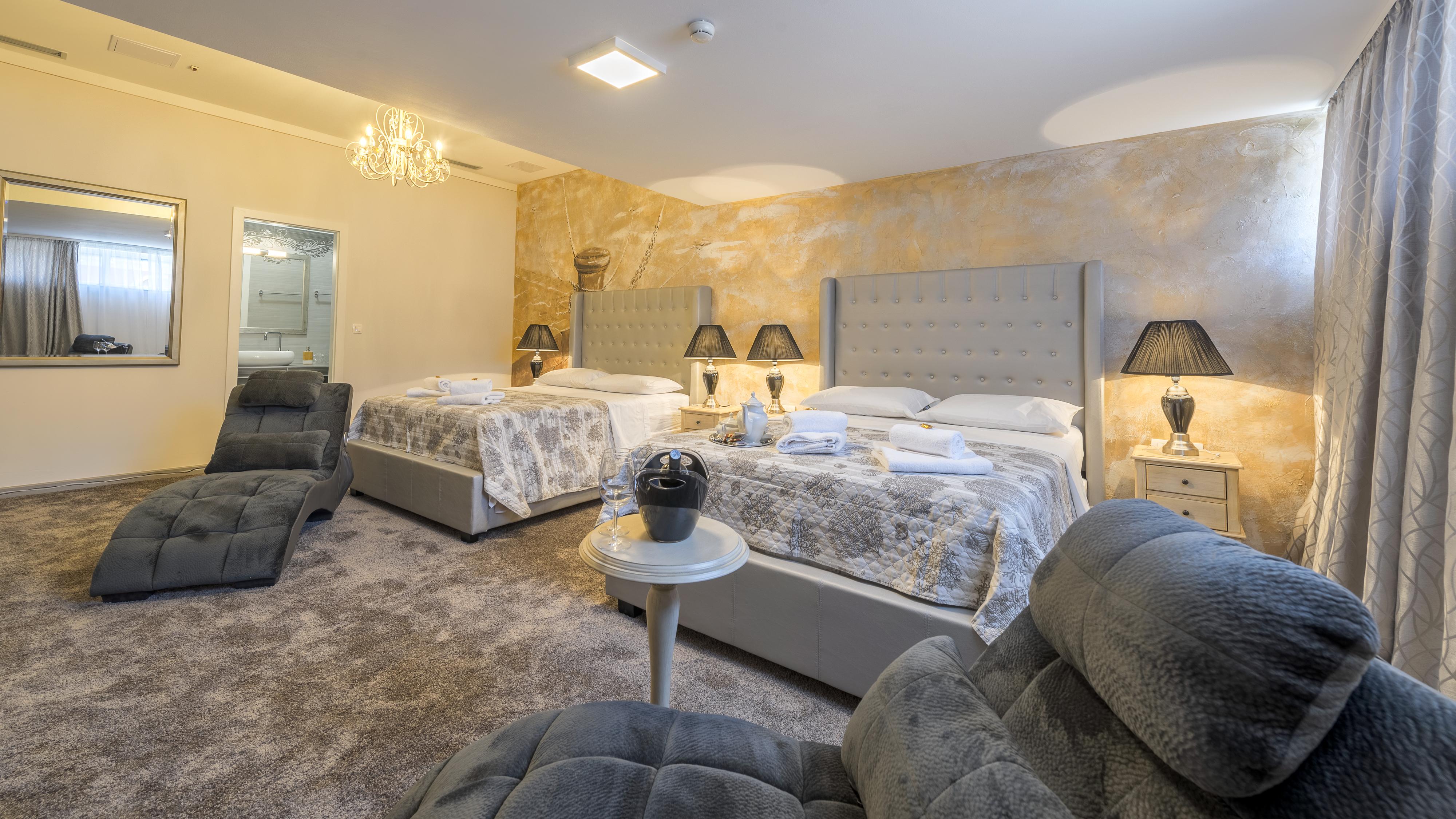 Prima Luce Downtown Hotel Сплит Екстериор снимка